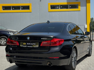 BMW 5 Series foto 6