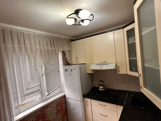 Apartament cu 3 camere, 70 m², Botanica, Chișinău foto 3