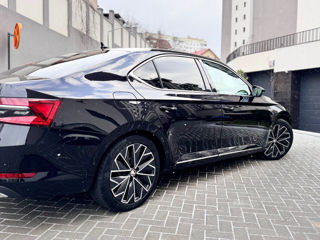 Skoda Superb foto 5