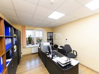 Oficiu spre vânzare, 75 mp, reparație euro, Ciocana 89000 € foto 2