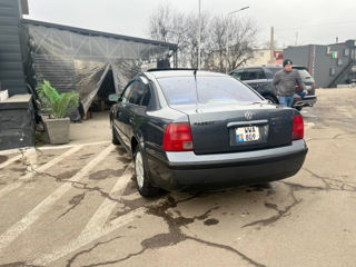 Volkswagen Passat foto 2