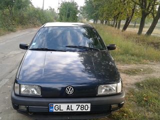 Volkswagen Passat foto 3