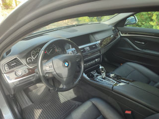 BMW 5 Series foto 5