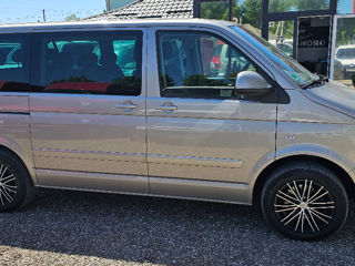 Volkswagen CARAVELLE foto 3