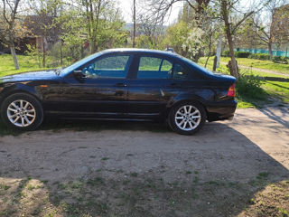 BMW 3 Series foto 9