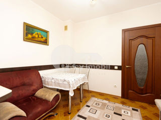 Apartament cu 2 camere, 65 m², Centru, Chișinău foto 4