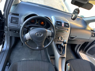 Toyota Auris foto 8