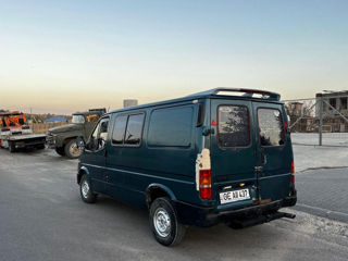 Ford Transit foto 2