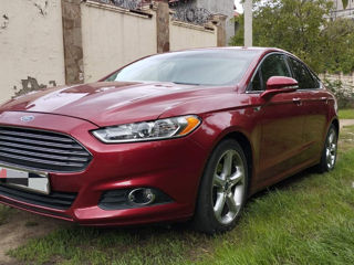 Ford Fusion foto 5