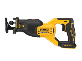 Сабельная аккумуляторная пила DEWALT DCS382B