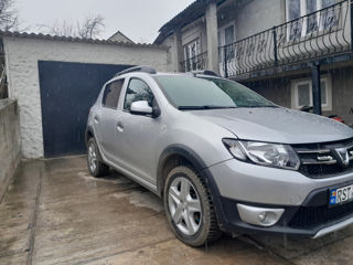 Dacia Sandero foto 2