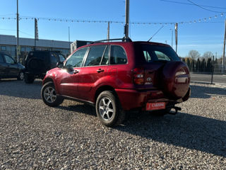 Toyota Rav 4 foto 3