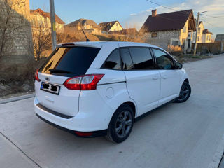 Ford Grand C-MAX foto 3