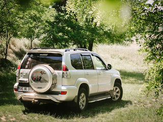 Toyota Land Cruiser Prado foto 3