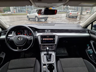 Volkswagen Passat foto 9