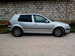 Volkswagen Golf foto 2