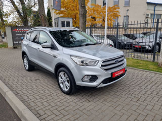 Ford Kuga foto 3