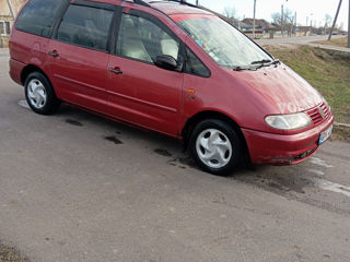 Volkswagen Sharan foto 5