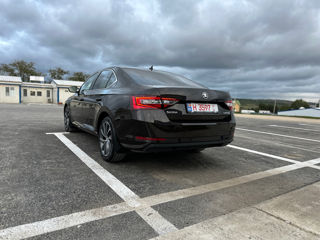 Skoda Superb foto 6