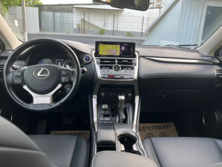 Lexus NX Series foto 8