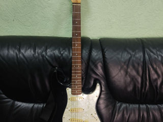 Stratocaster 2004, (by Fender)