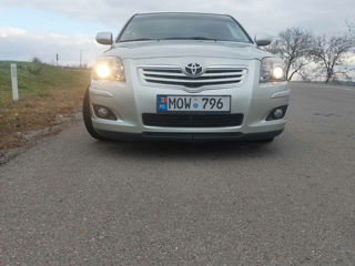 Toyota Avensis foto 4