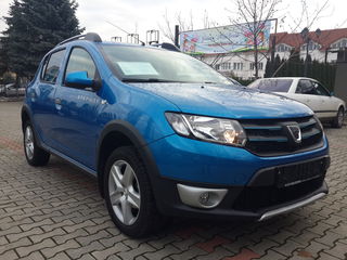 Dacia Sandero foto 2