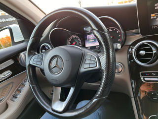 Mercedes GLC foto 4