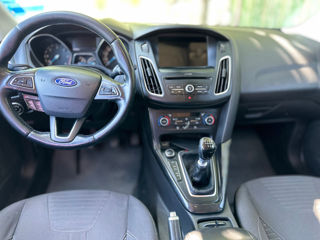 Ford Focus foto 9