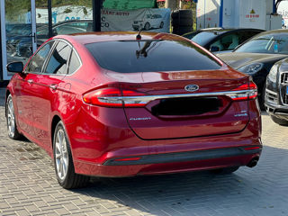 Ford Fusion foto 3