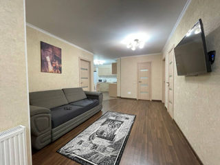 Apartament cu 2 camere, 75 m², Poșta Veche, Chișinău foto 8