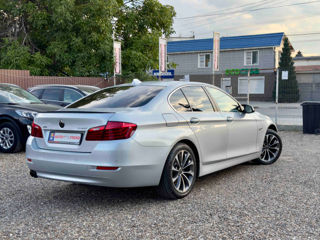 BMW 5 Series foto 3