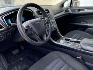 Ford Fusion foto 3