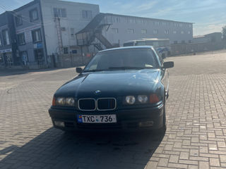 BMW 3 Series foto 1