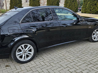 Mercedes E-Class foto 7