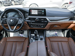 BMW 5 Series foto 6