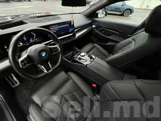 BMW 5 Series foto 8