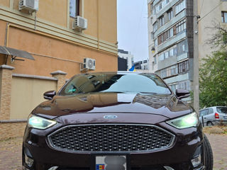 Ford Fusion foto 2