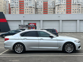 BMW 5 Series foto 4