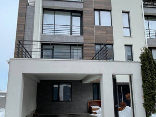 Vânzare - Townhouse în 4 nivele, 280 mp, str. Bucovinei, Ciocana foto 2