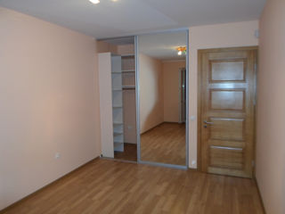 Apartament cu 3 camere, 105 m², Telecentru, Chișinău foto 9