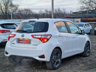 Toyota Yaris foto 6