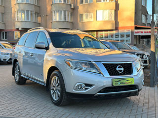 Nissan Pathfinder foto 2