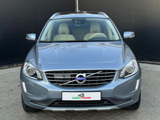 Volvo XC60 foto 2