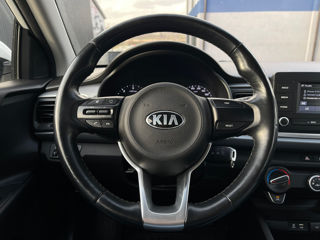 KIA Rio foto 8