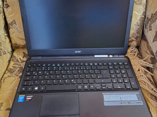 Acer Aspire E1 foto 6