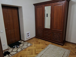 Apartament cu 1 cameră, 50 m², Telecentru, Chișinău foto 3