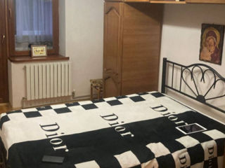 Apartament cu 2 camere, 65 m², Buiucani, Chișinău foto 3