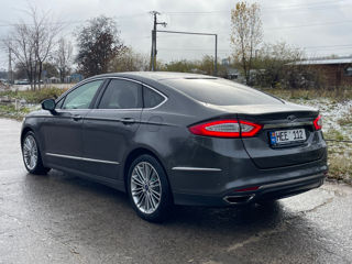 Ford Mondeo foto 4