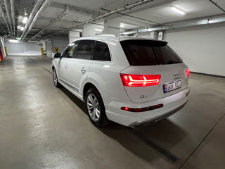 Audi Q7 foto 2